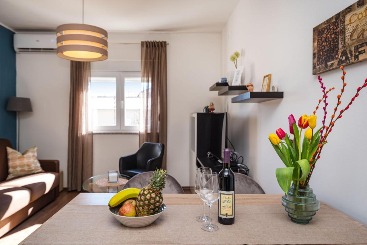 Apartment Karla Zadar Exterior photo